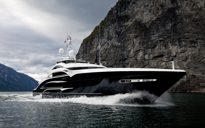 Ann G - on the run - Photo credit Jeff Brown