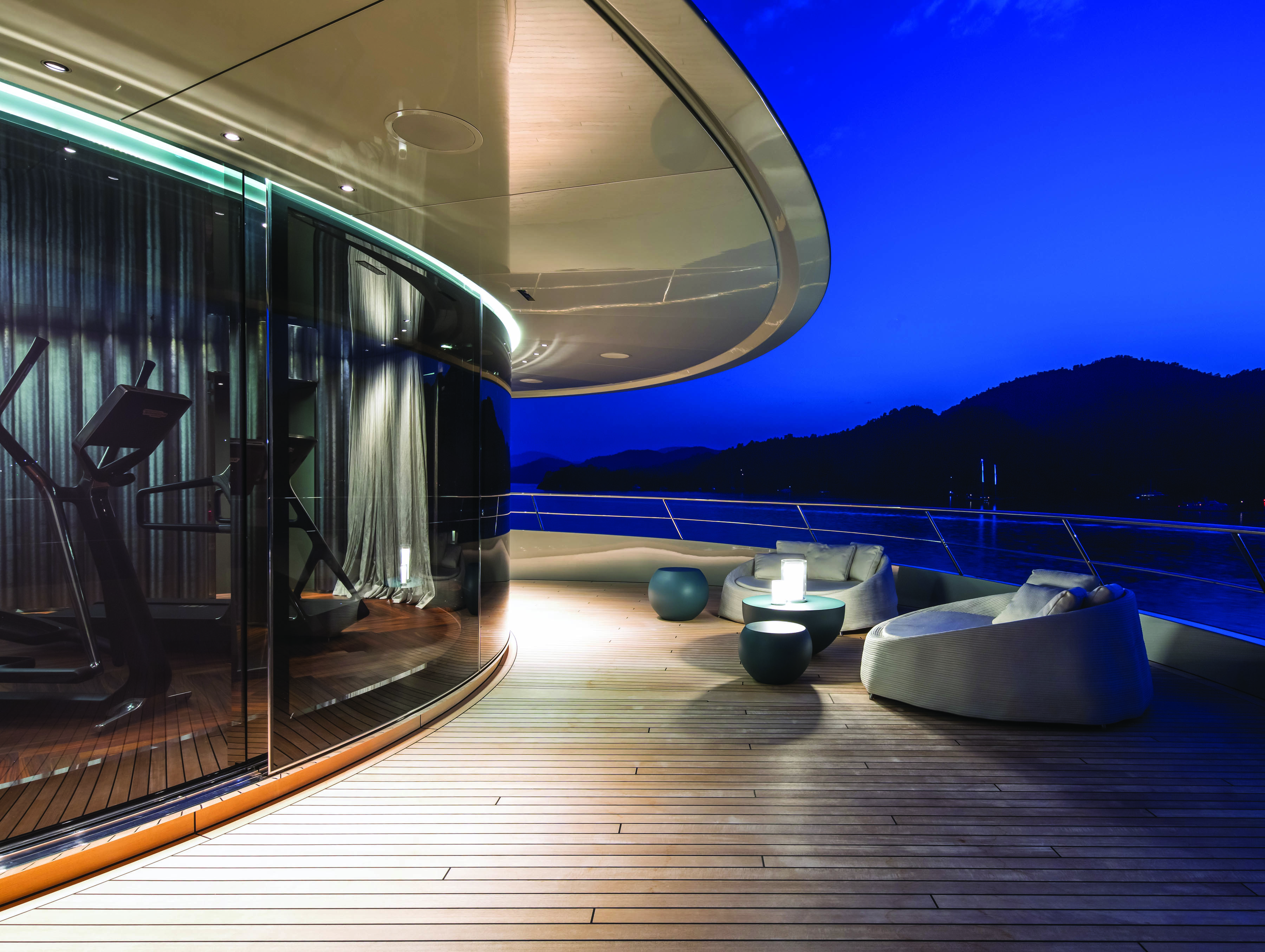 Feadships Savannah Bridge Deck Aft Photo by Jeff Brown — Yacht