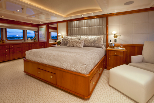 The Master suite aboard M/Y MILK AND HONEY