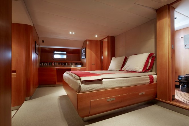 Sailing yacht SILVERTIP- Master Cabin