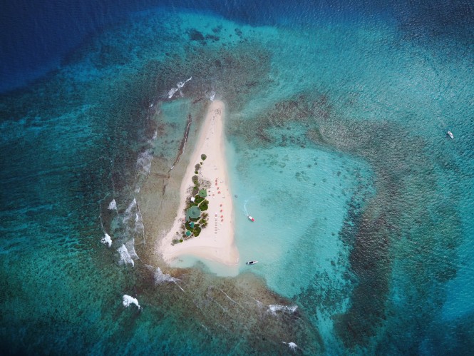 Sandy Island Anguilla. Photo credit Taylor Chien