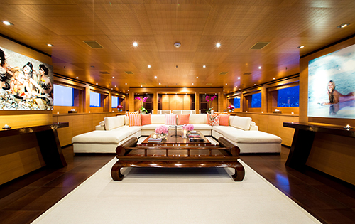Luxury yacht MISCHIEF - Main salon