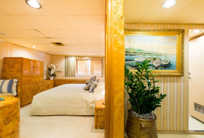 MY ESMERALDA - Master stateroom