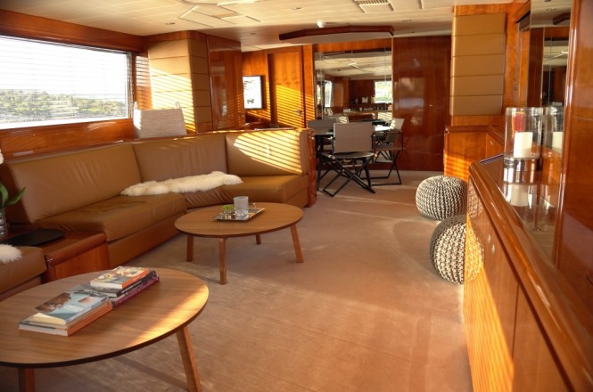 MY MOONRAKER - Salon