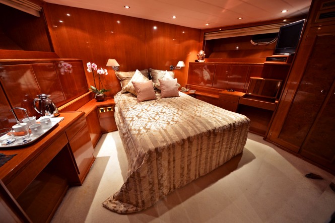 Master suite - luxury yacht EVIDENCE