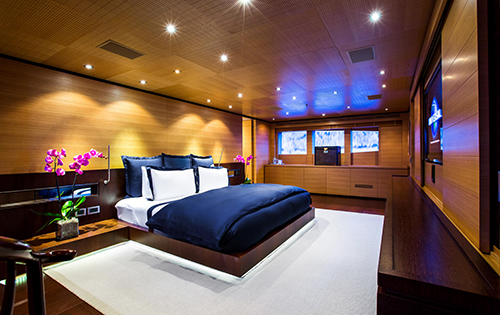 Motor yacht MISCHIEF - Master suite