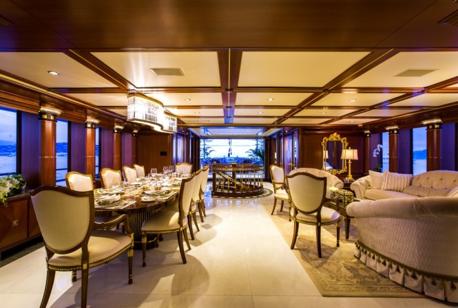 Salon and dining area aboard motor yacht SEANNA