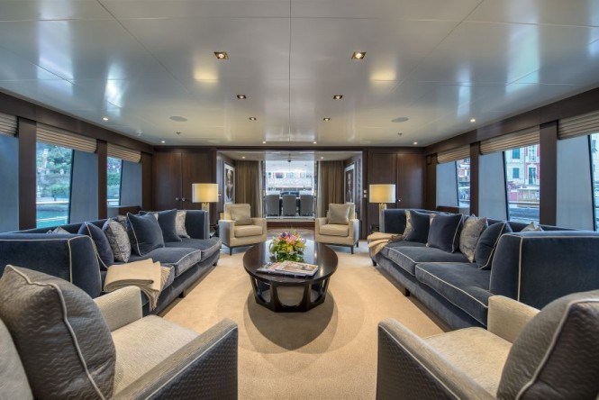 The main salon aboard luxury yacht THE WELLESLEY