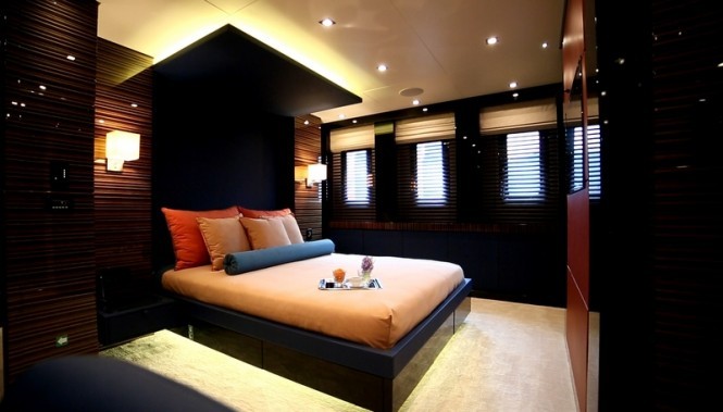 Dusur-superyacht-Guest-Cabin-