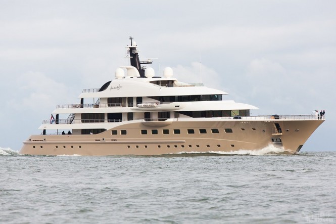 Superyacht HERE COMES THE SUN - Built by Amels