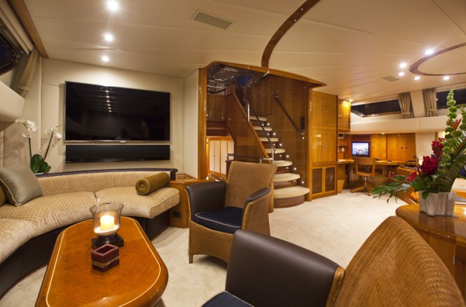 Luxury yacht REE - Salon