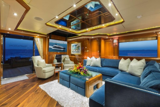 MY TEMPTATION - Salon