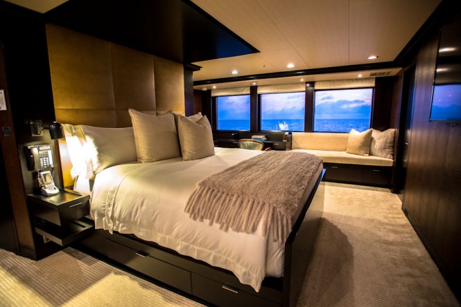 Motor yacht PLAN B - Master suite