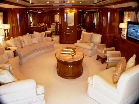Luxury yacht WILD THYME - Built by Benetti