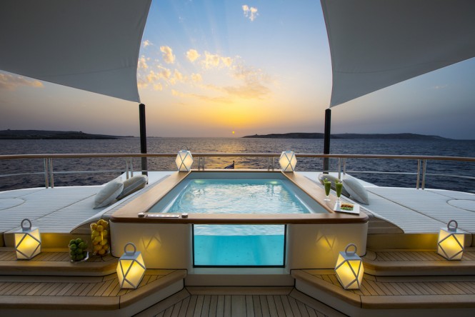 Polar Star superyacht jacuzzi at night - Photo Stuart Pearce