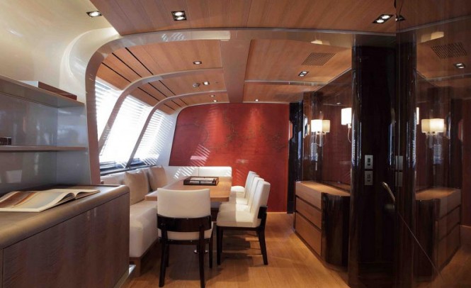 Superyacht SEAHAWK - Formal dining area