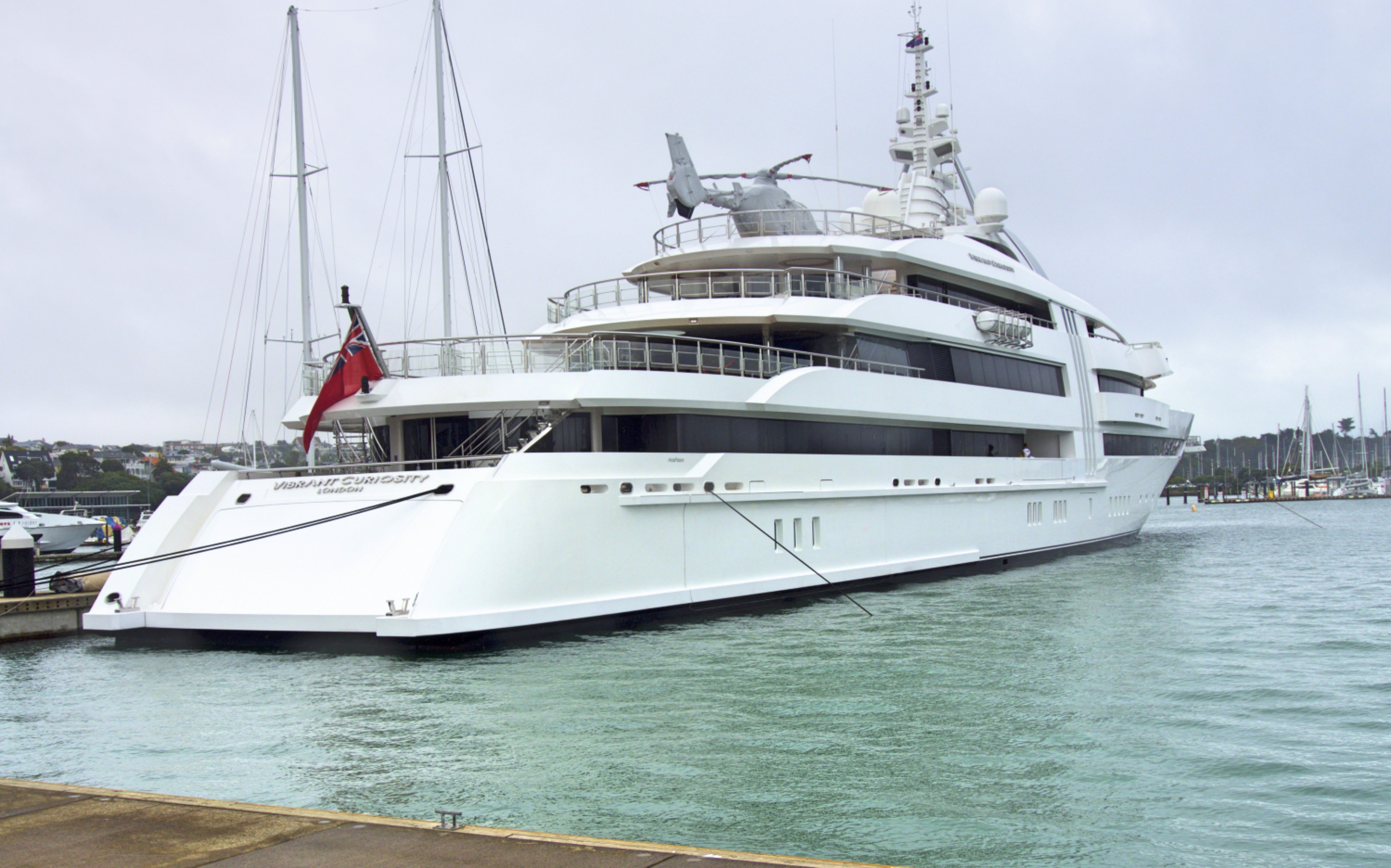 vibrant curiosity yacht charter