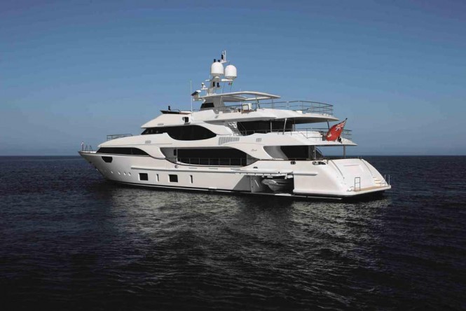 Benetti Crystal 140