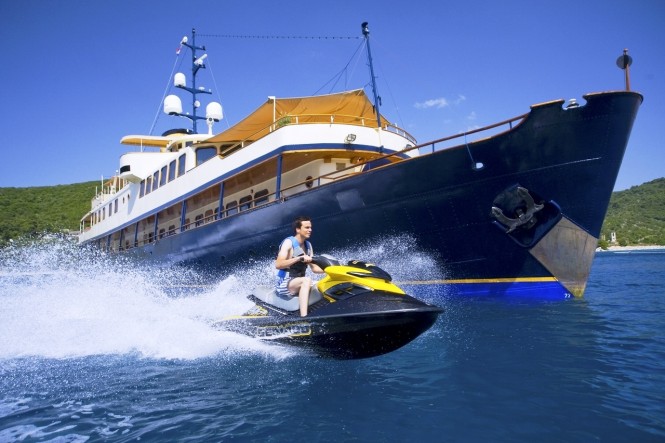 Classic superyacht SEAGULL II with water toy