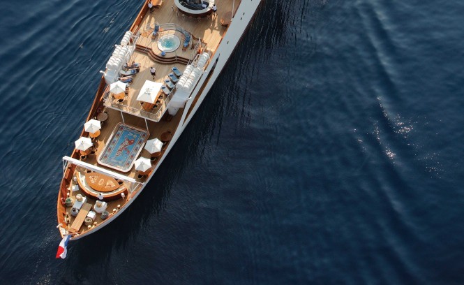 Historic superyacht and a classic beauty - Christina O for charter in Greece