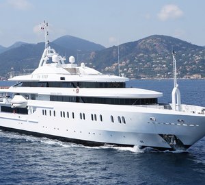Dance the night away on a Mediterranean charter aboard superyacht Moonlight II