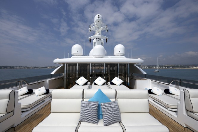 Luxury yacht TITANIA - Sundeck
