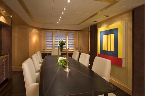 Motor yacht DEEP BLUE II - Formal dining area