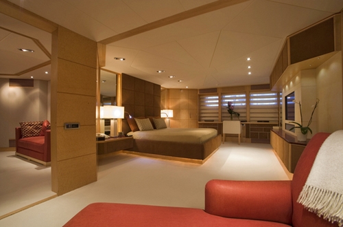 Motor yacht DEEP BLUE II - Master suite