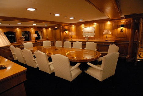 Motor yacht NERO - Formal dining room