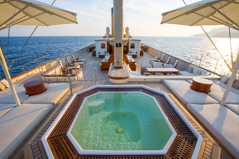 Motor yacht NERO - Jacuzzi