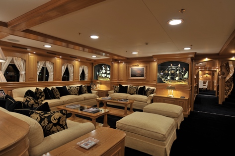 Motor yacht NERO - Main salon