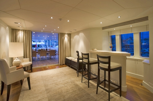 Superyacht DEEP BLUE II - Skylounge bar