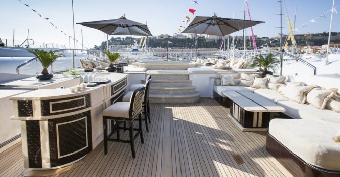Superyacht ILLUSION V - Sundeck bar, lounging area and Jacuzzi