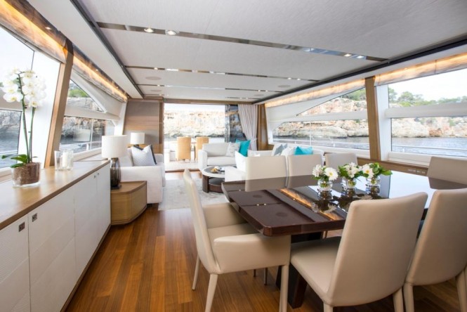 Superyacht LA VIE - Dining area and salon view aft