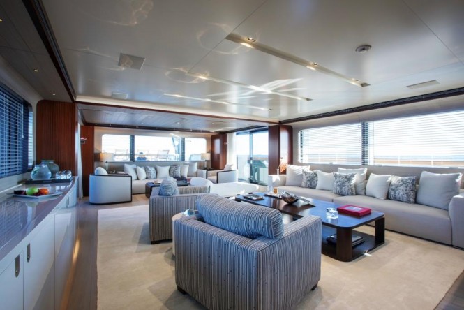 Superyacht MOKA - Main salon
