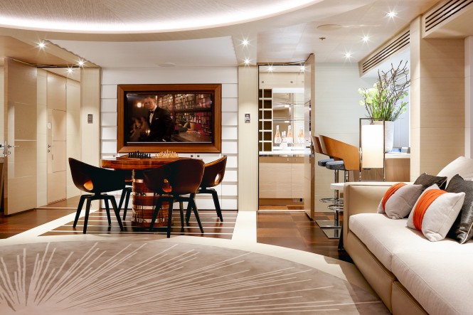 BOOK ENDS main saloon - credit Heesen Yachts