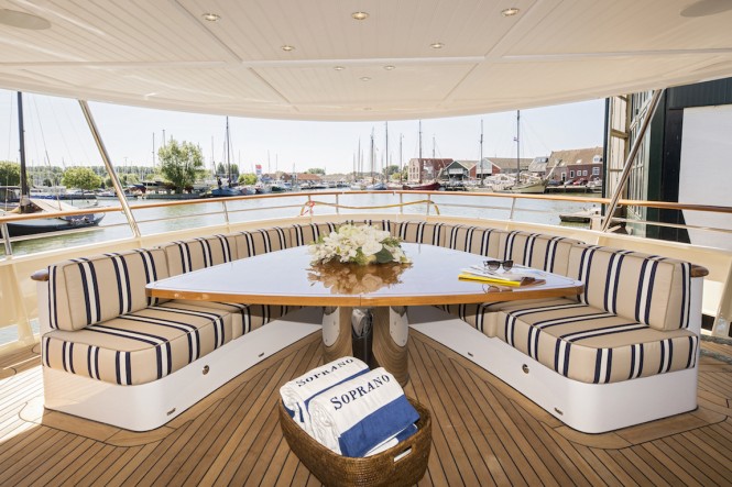 Hakvoort My Soprano main aft deck table and seating