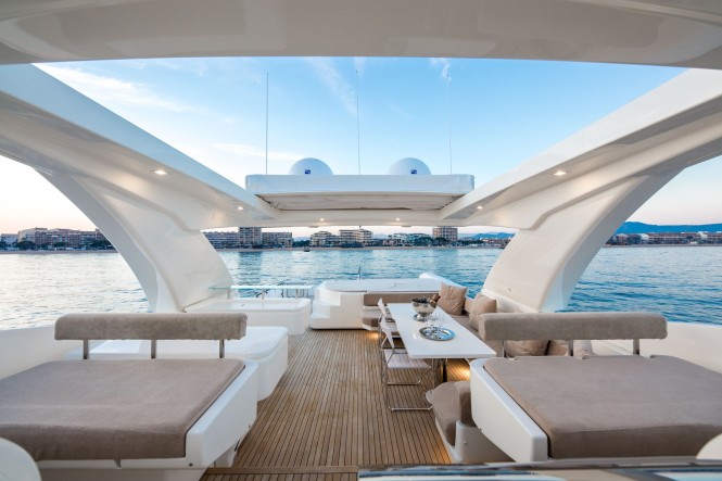 Luxury yacht JAG'B - Sundeck