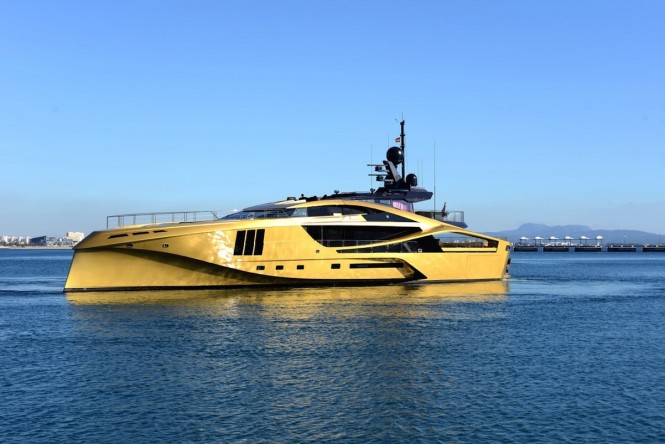 Luxury yacht KHALILAH - Built by Palmer Johnson