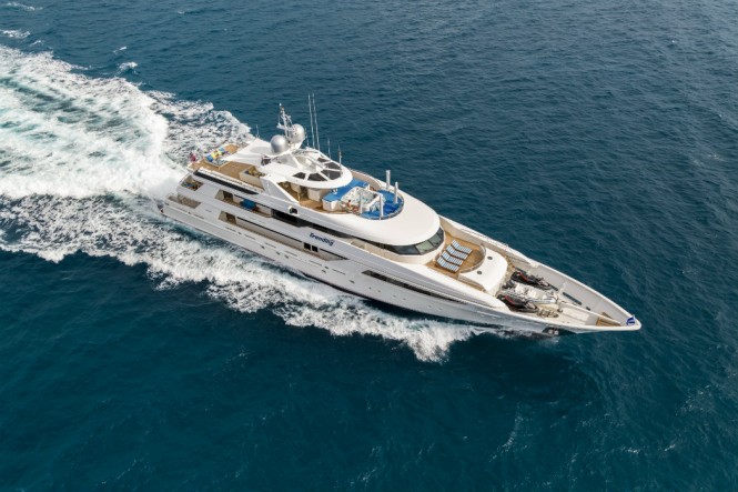 Luxury yacht TRENDING - Built by Westport