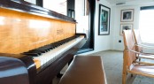 MENORCA interior with a piano - Photo credit Mare e Terra