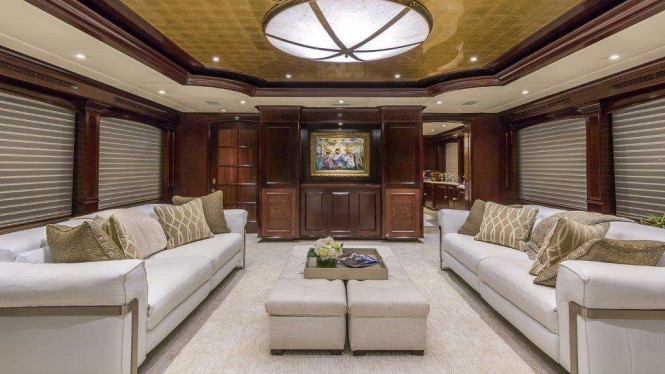 Luxury yacht CLAIRE - Main salon