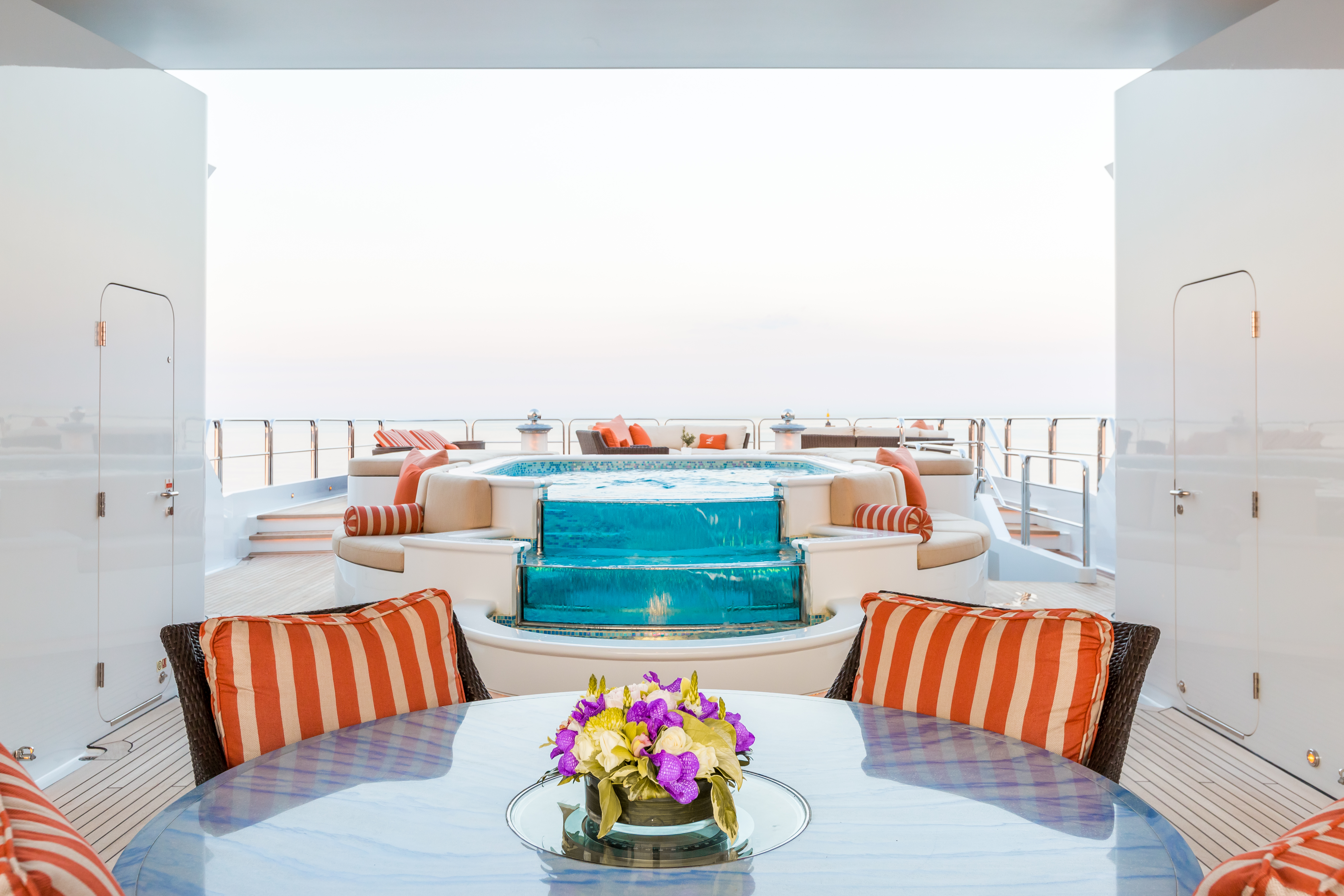 Luxury Yacht Lucky Lady Sundeck Alfresco Dining And Pool — Yacht Charter And Superyacht News