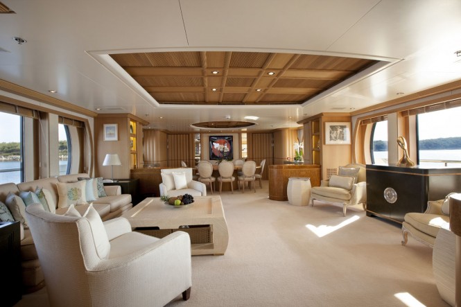 Luxury yacht MARLA - Main salon