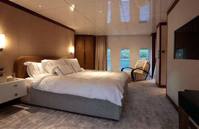 Luxury yacht ORIENT STAR - Master suite