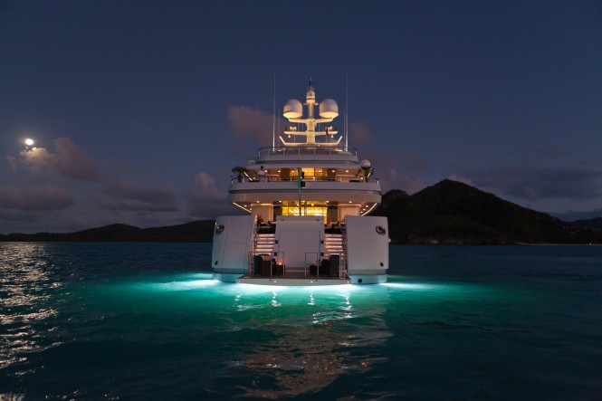 Luxury yacht RoMA - Aft view at night