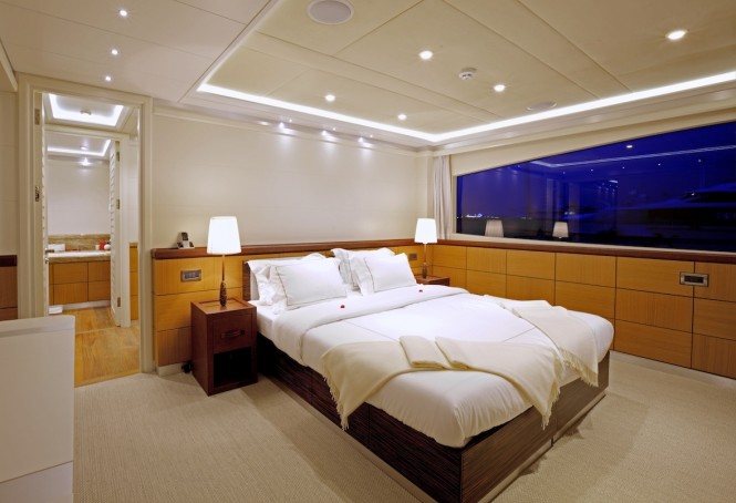 M/Y QUARANTA - Master suite