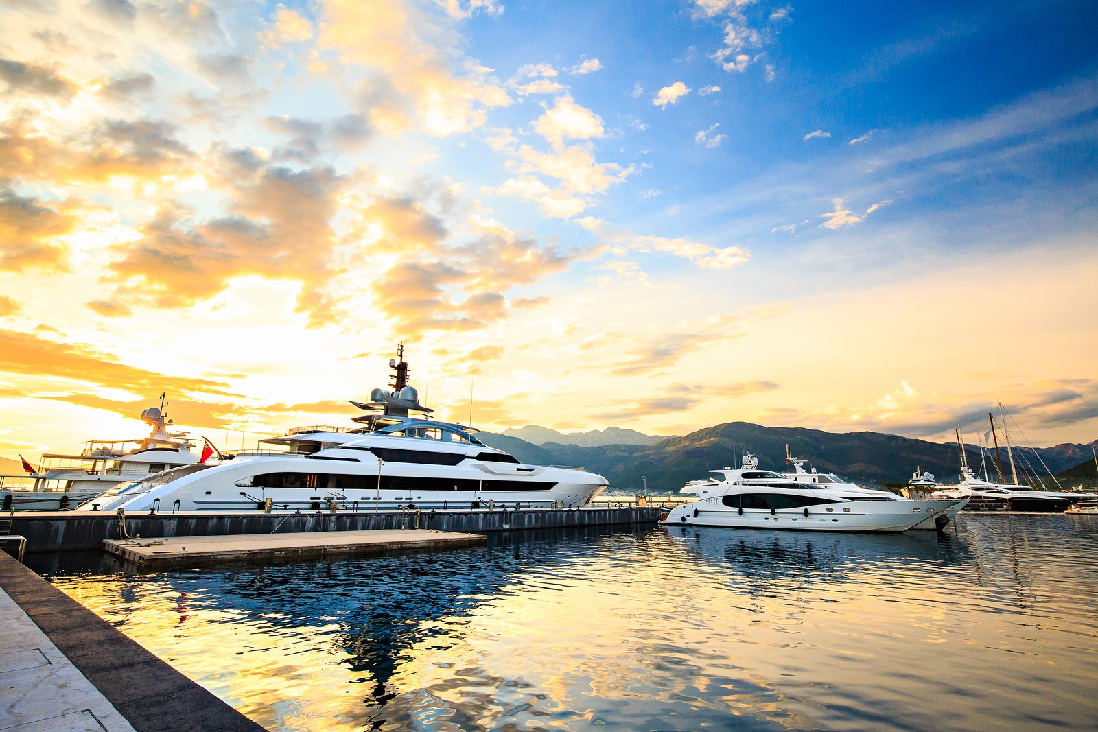 luxury yacht rental mediterranean sea