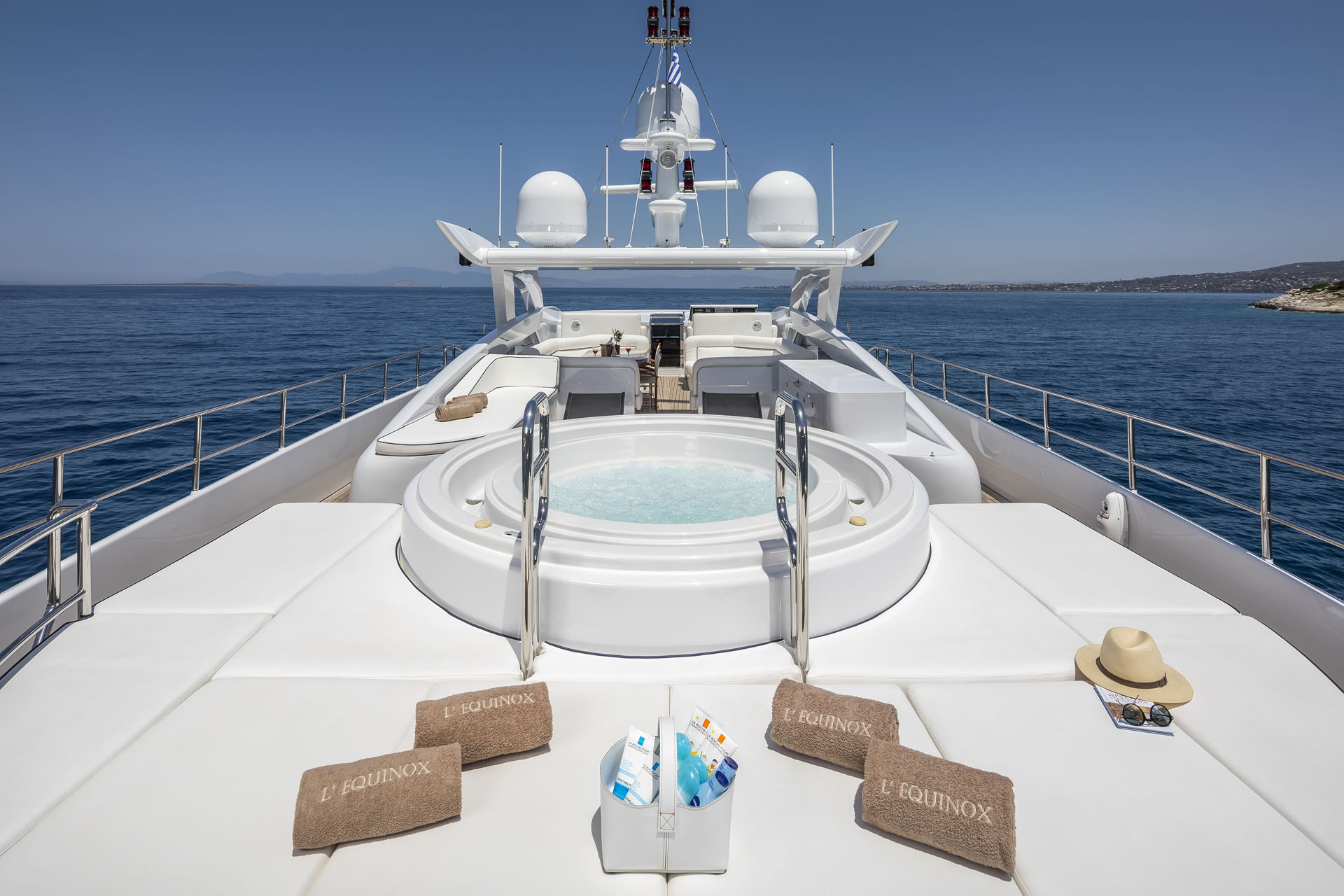 Motor Yacht Lequinox Sundeck Jacuzzi — Yacht Charter And Superyacht News