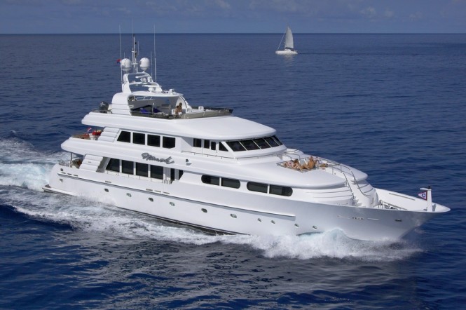 Motor yacht NICOLE EVELYN - Built by Cheoy Lee Yachts